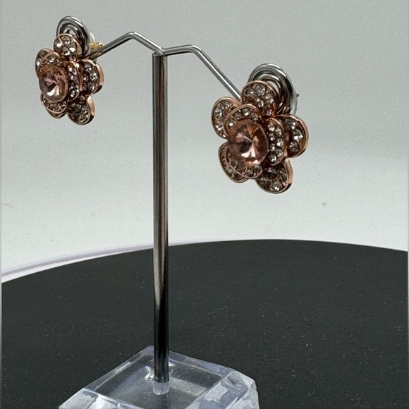 Rose Gold Crystal Flower Post Earrings Made With Swarovski Crystals - Picture 5 of 16